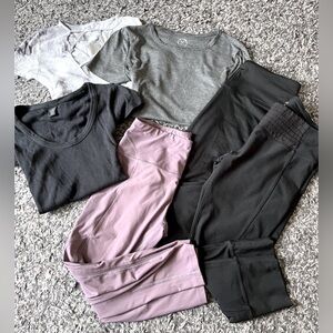 Women’s workout clothes